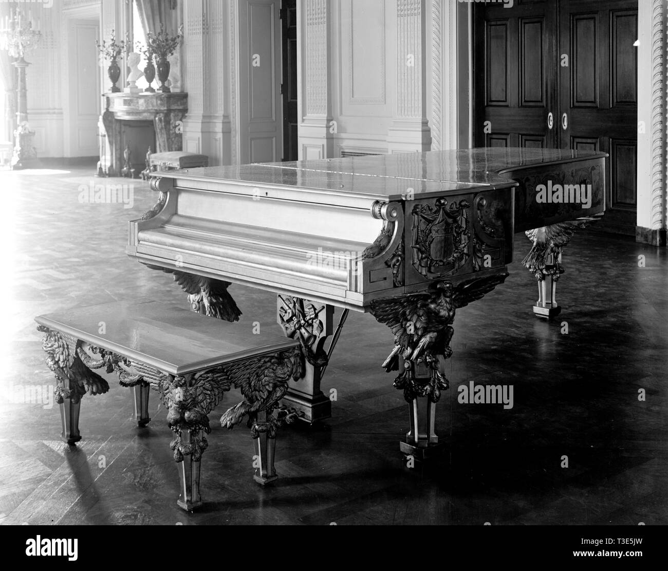 Oro pianoforte all'interno di Casa Bianca ca. 1928 Foto Stock