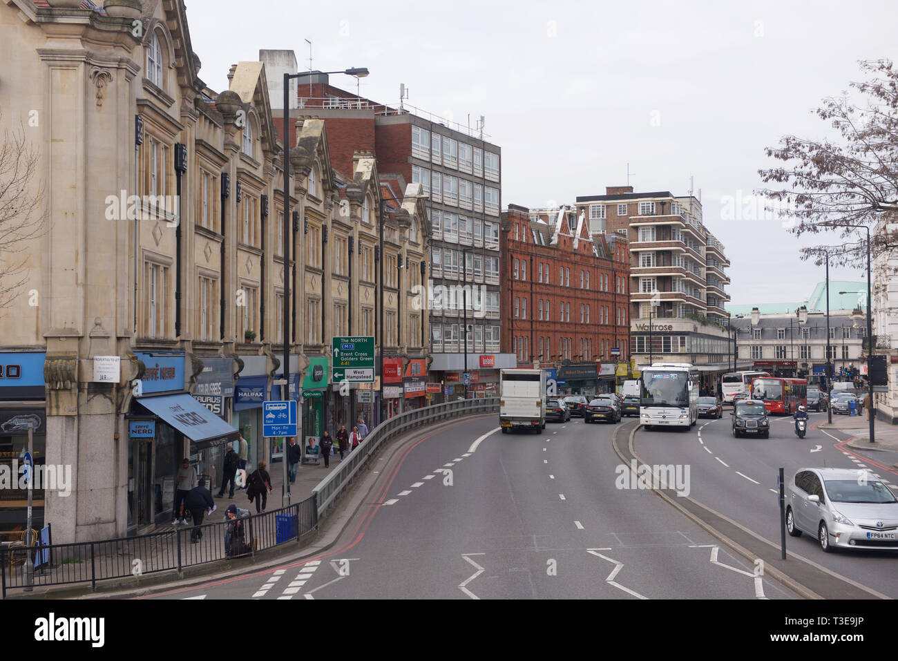 Finchley Road nel sud di Hampstead, Londra Foto Stock