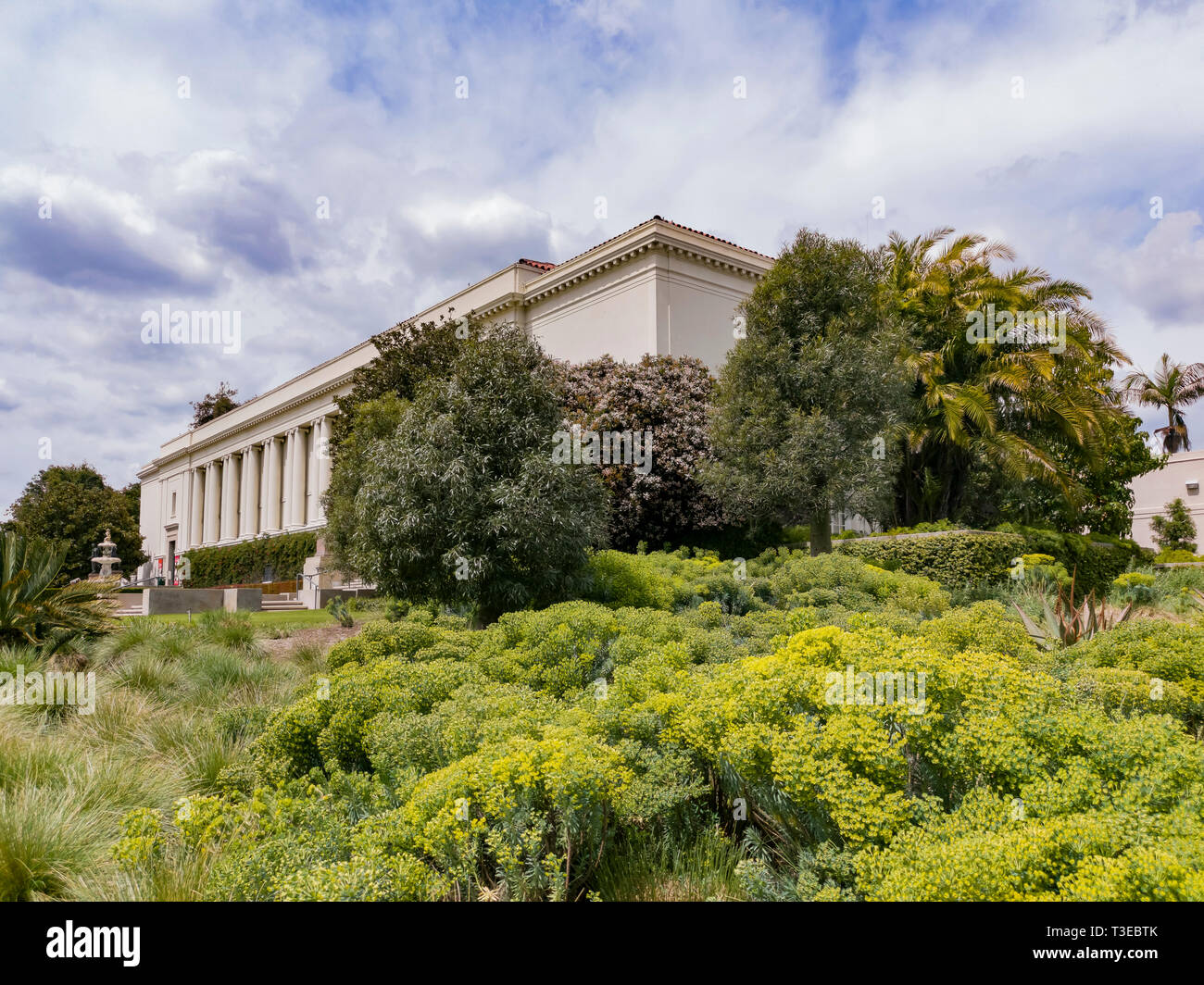 Los Angeles, APR 5: vista esterna della biblioteca della Biblioteca di Huntington il Apr 5, 2019 a Los Angeles in California Foto Stock