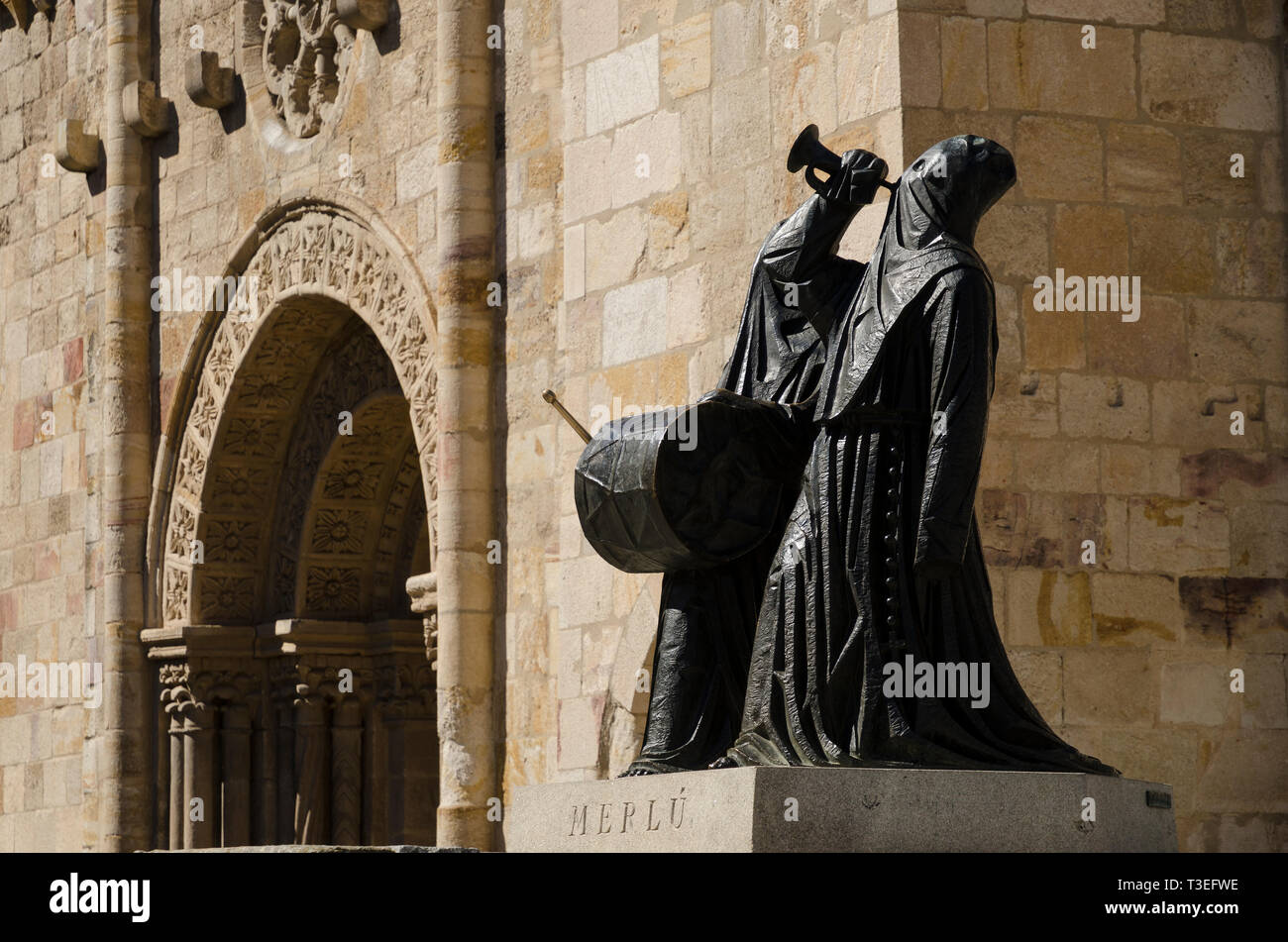 Zamora Plaza mayor monumento a merlú Foto Stock