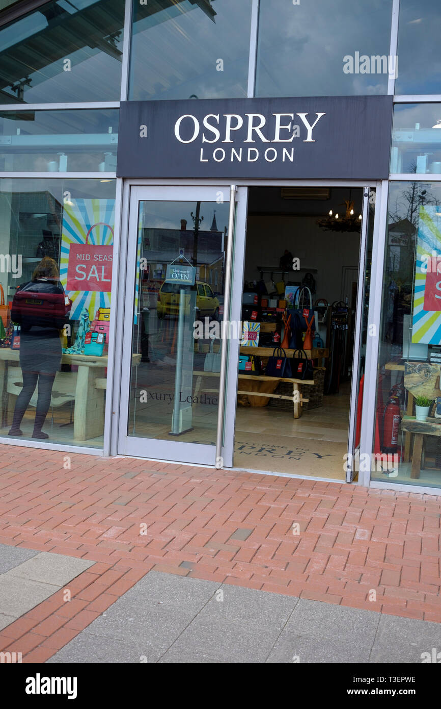 Clark's Village shopping outlet in street Somerset Foto Stock