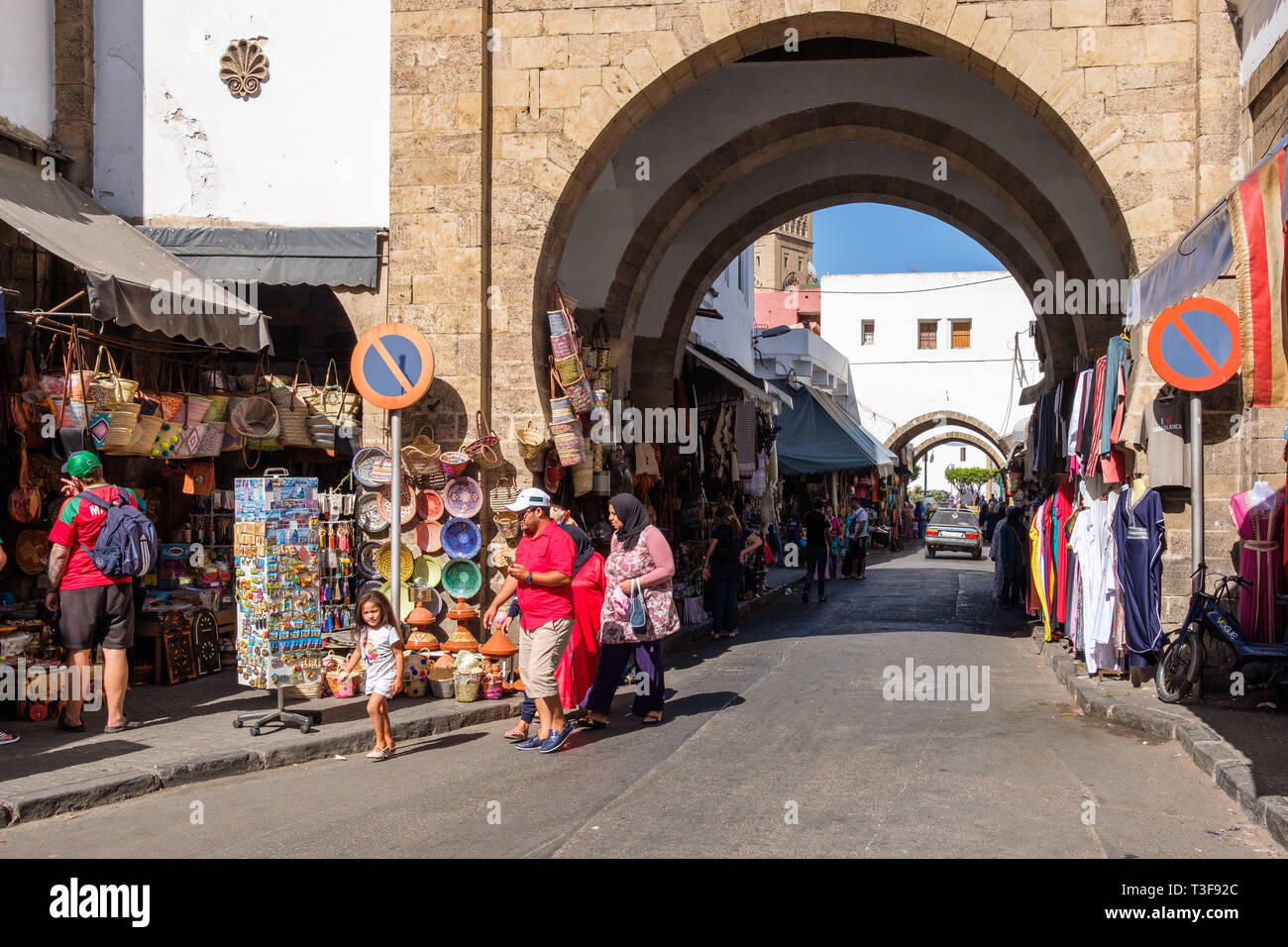 Il Marocco, Casablanca. Distretto Habous. Unico in Marocco, il distretto Habous nella parte meridionale della città, appena dietro il Palazzo Reale, raccoglie m Foto Stock