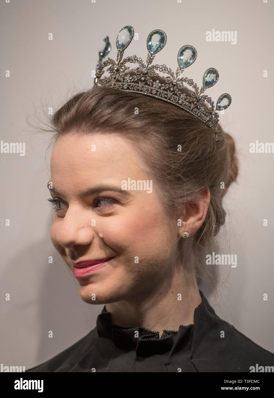 Londra, Regno Unito. Il 9 aprile 2019. Eccezionale gemme e gioielli storici sul display di Christie's anteprima prima di andare all'asta a Ginevra il 15 maggio 2019. Immagine: Rari acquamarina e diamanti Tiara, Fabergé, 1904. Preventivo: CHF/USD 230,000-340,000. Credito: Malcolm Park/Alamy Live News. Foto Stock