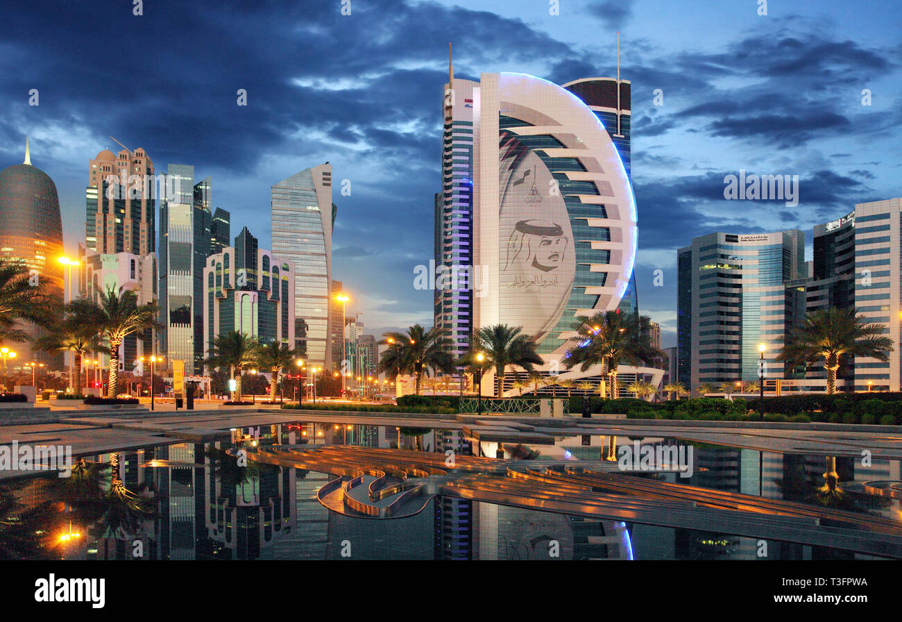DOHA, Qatar - 9 Marzo 2018: Doha West Bay View da Sheraton Park, Doha, Qatar, Medio Oriente. Foto Stock