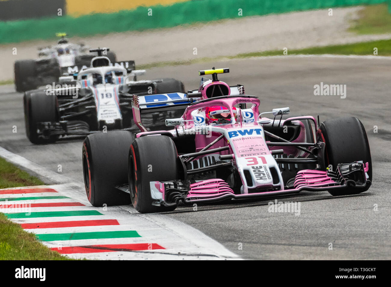 Monza/Italia - #31 Esteban Ocon leader del team Williams duo della #18 lancia passeggiare e #35 Sergey Sirotkin durante il GP DI ITALIA Foto Stock