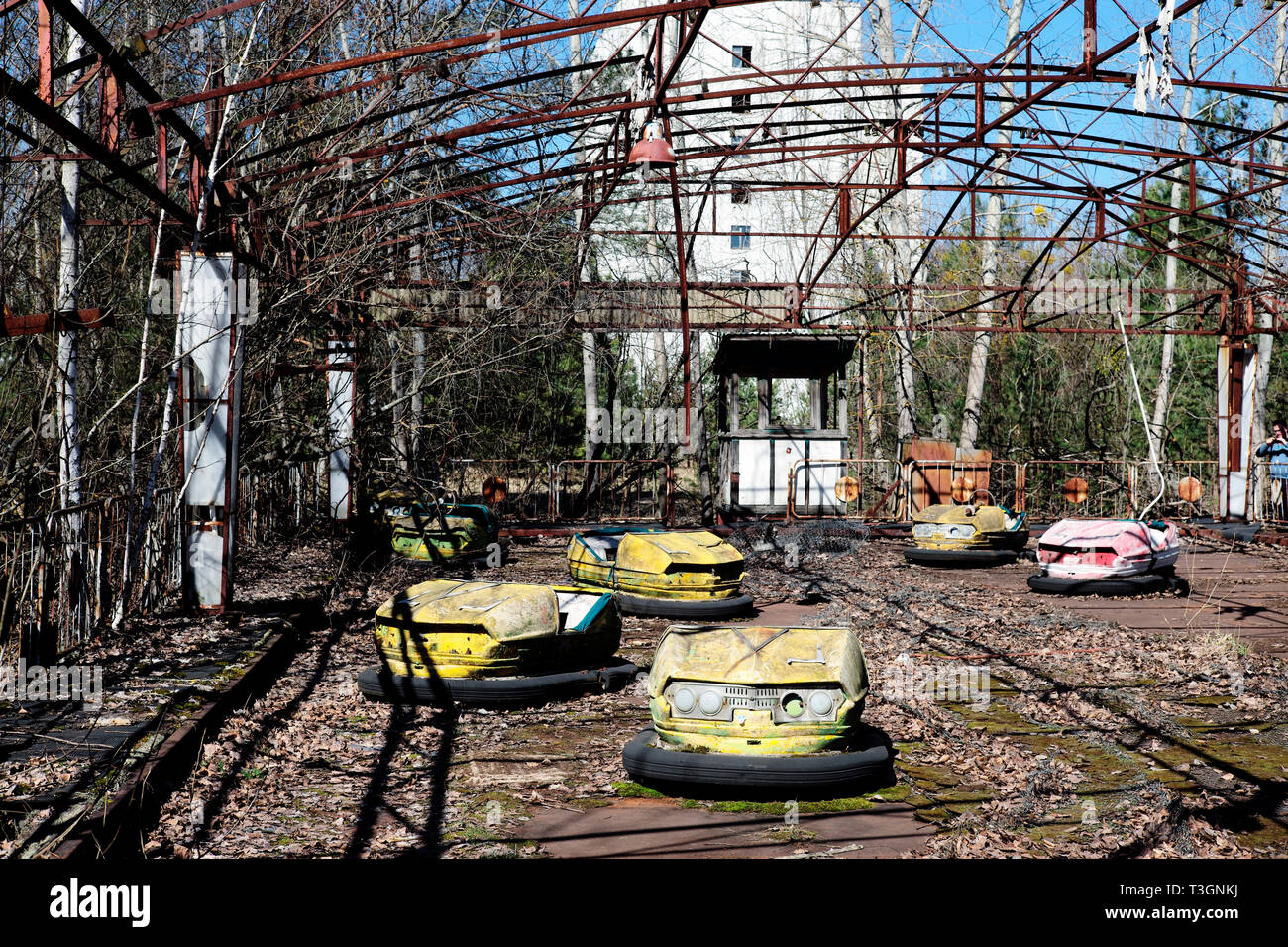 Auto Scooter nella città fantasma di pripjat dentro la zona di esclusione di Chernobyl in Ucraina, Aprile 2019. Una volta che un modello comune in Unione Sovietica, Pripjat Foto Stock