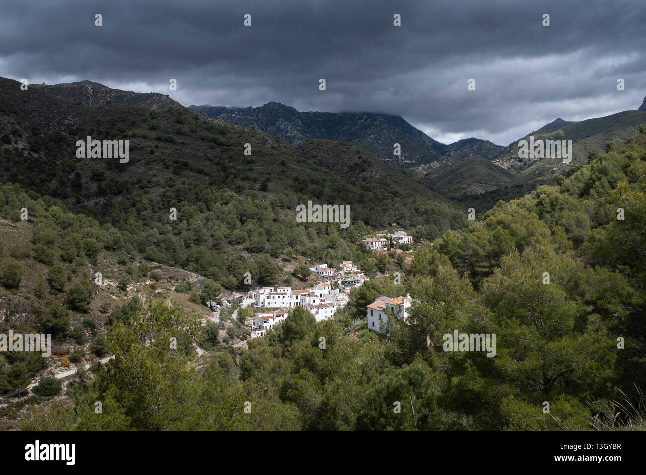 Il perso il villaggio di Acebuchal, Spagna Foto Stock