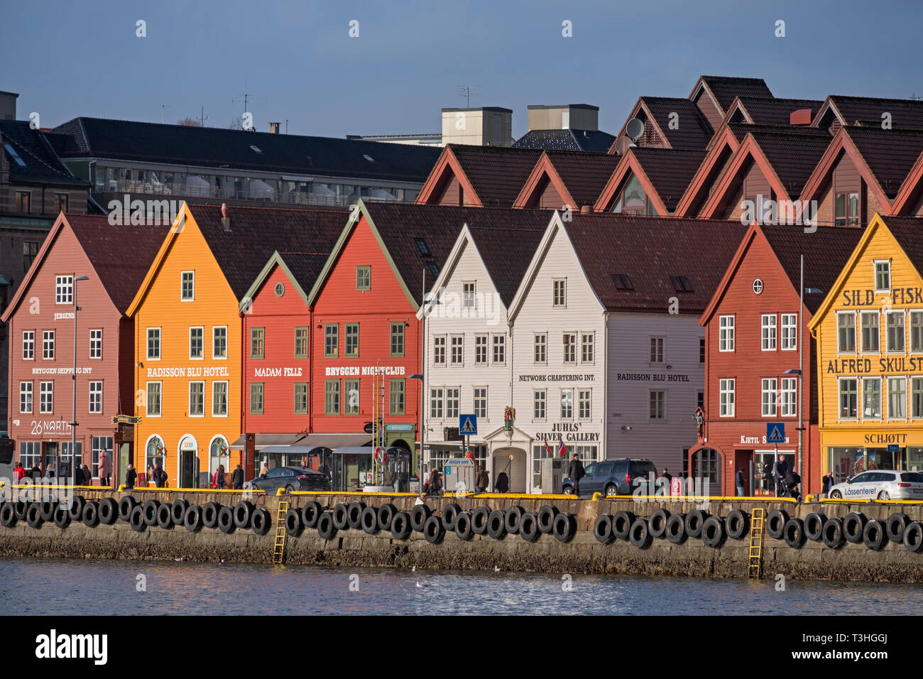 Colorate case di mercanti Bryggen a Bergen in Norvegia Foto Stock Colorate case di mercanti Bryggen a Bergen in Norvegia Foto Stock