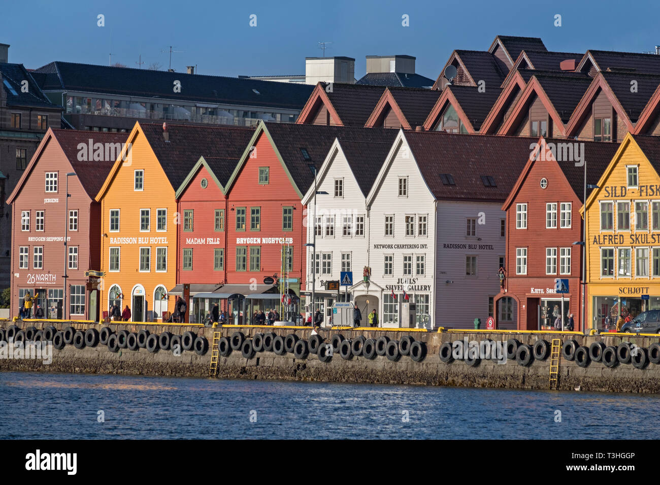 Colorate case di mercanti Bryggen a Bergen in Norvegia Foto Stock Colorate case di mercanti Bryggen a Bergen in Norvegia Foto Stock