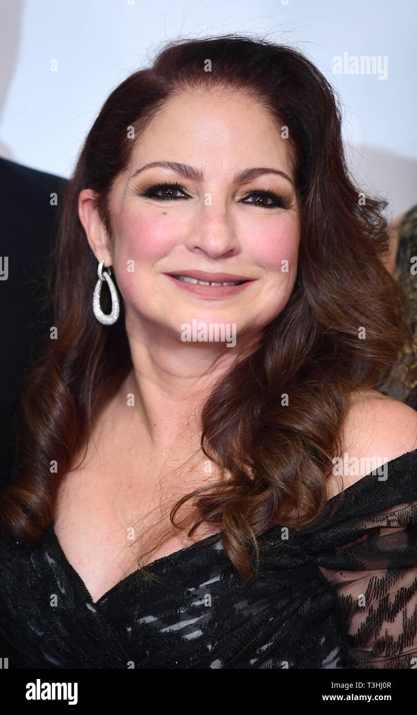 Gloria Estefan a Olivier Awards alla Royal Albert Hall di Londra. Foto Stock