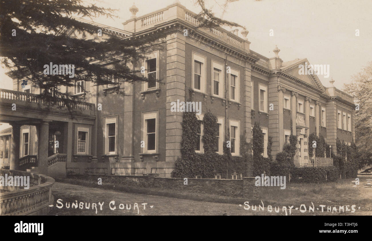 Vintage Cartolina fotografica che mostra Sunbury Corte Esercito della salvezza al centro conferenze, Sunbury-On-Thames Foto Stock