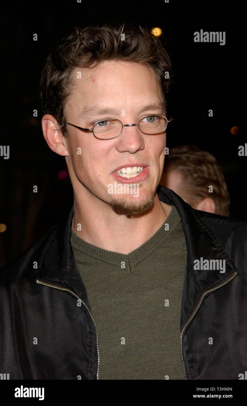 LOS ANGELES, CA. Febbraio 18, 2002: Attore MATTHEW LILLARD presso il Los Angeles premiere di libellula. © Paul Smith/Featureflash Foto Stock