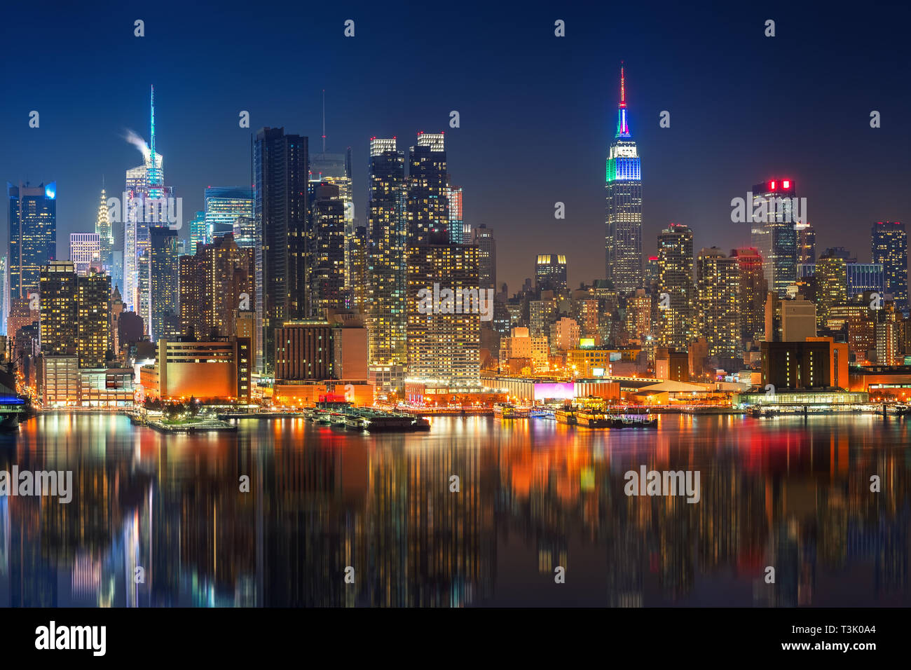 Vista su Manhattan di notte Foto Stock