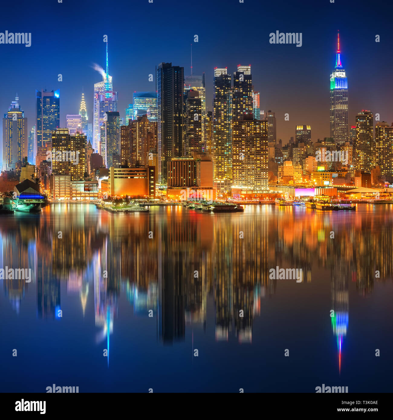 Vista su Manhattan di notte Foto Stock