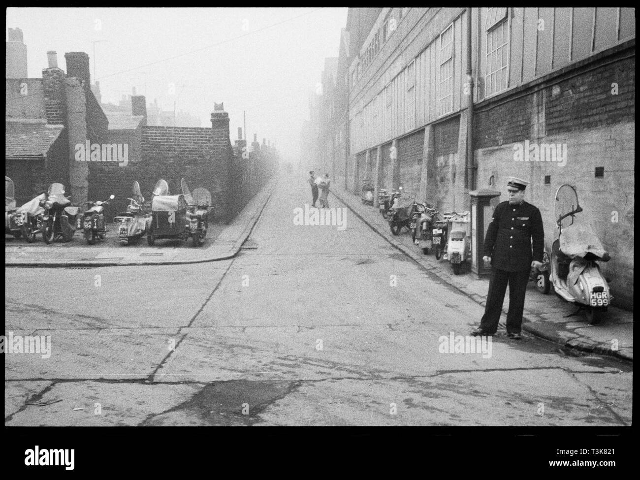 Indossare il vetro flint Opere, Alfred Street, Millfield, Sunderland, 1961. Creatore: Eileen Deste. Foto Stock