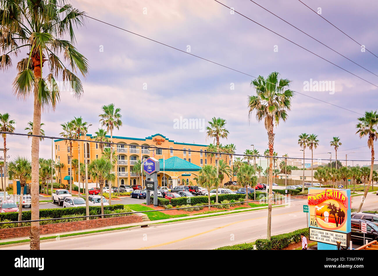 Florida State Road A1A, guardando verso sud-ovest, è raffigurato dal balcone del Sunset Grille, Marzo 19, 2016 a St. Augustine, Florida. Foto Stock