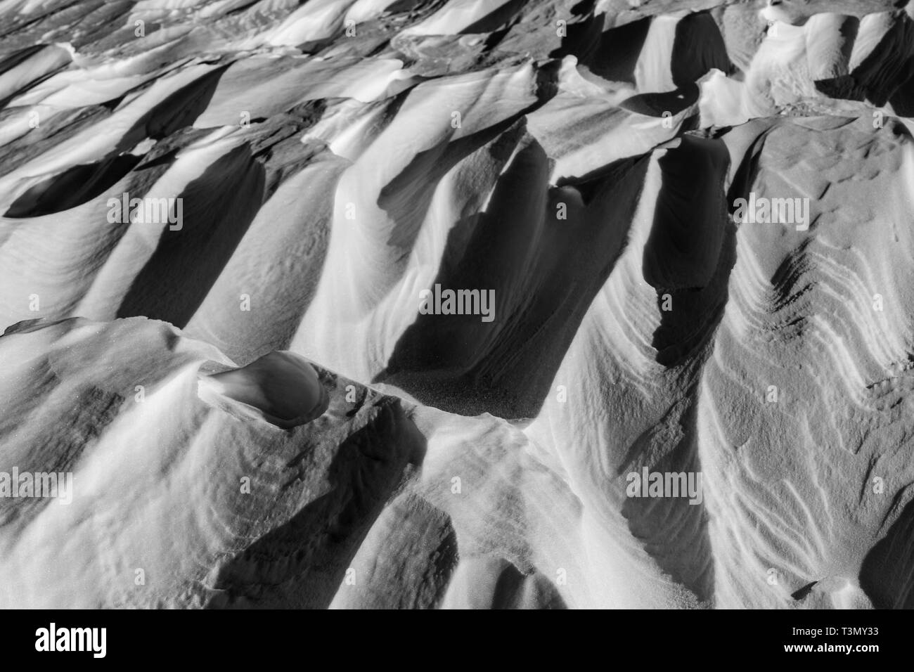 Formazione di neve fatta dal vento Foto Stock