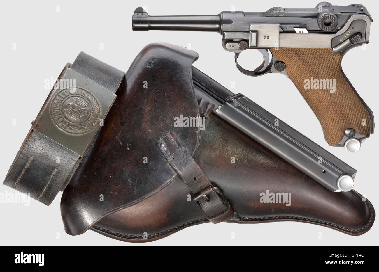 Armi, pistola, pistole, Luger pistola 08, calibro 9 mm Parabellum, con fondina, rivista e cinghia, problema all'esercito, Germania, 1935 - 1945, Editorial-Use-solo Foto Stock