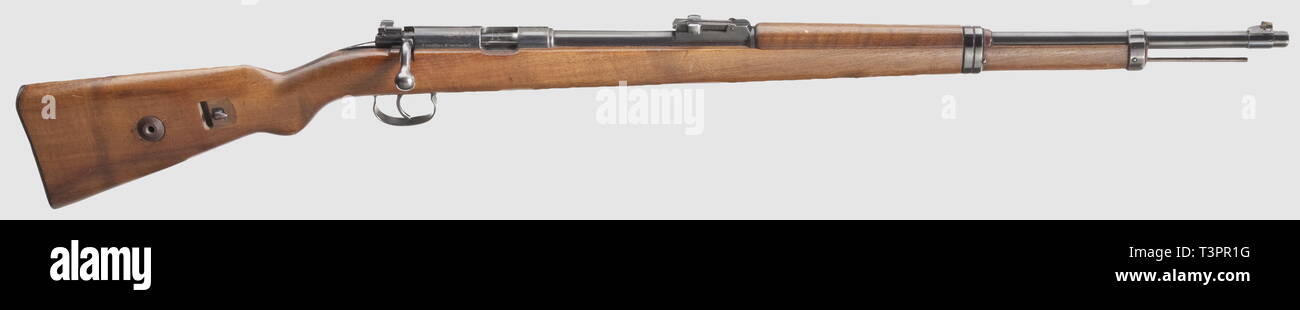 Armi di servizio, Germania fino al 1945, DSM ERMA 34, Deutsches Sportmodell per sport paramilitari di Stormtroopers e Gioventù Hitleriana, calibro 22 lr, numero 7325, Editorial-Use-solo Foto Stock Armi di servizio, Germania fino al 1945, DSM ERMA 34, Deutsches Sportmodell per sport paramilitari di Stormtroopers e Gioventù Hitleriana, calibro 22 lr, numero 7325, Editorial-Use-solo Foto Stock