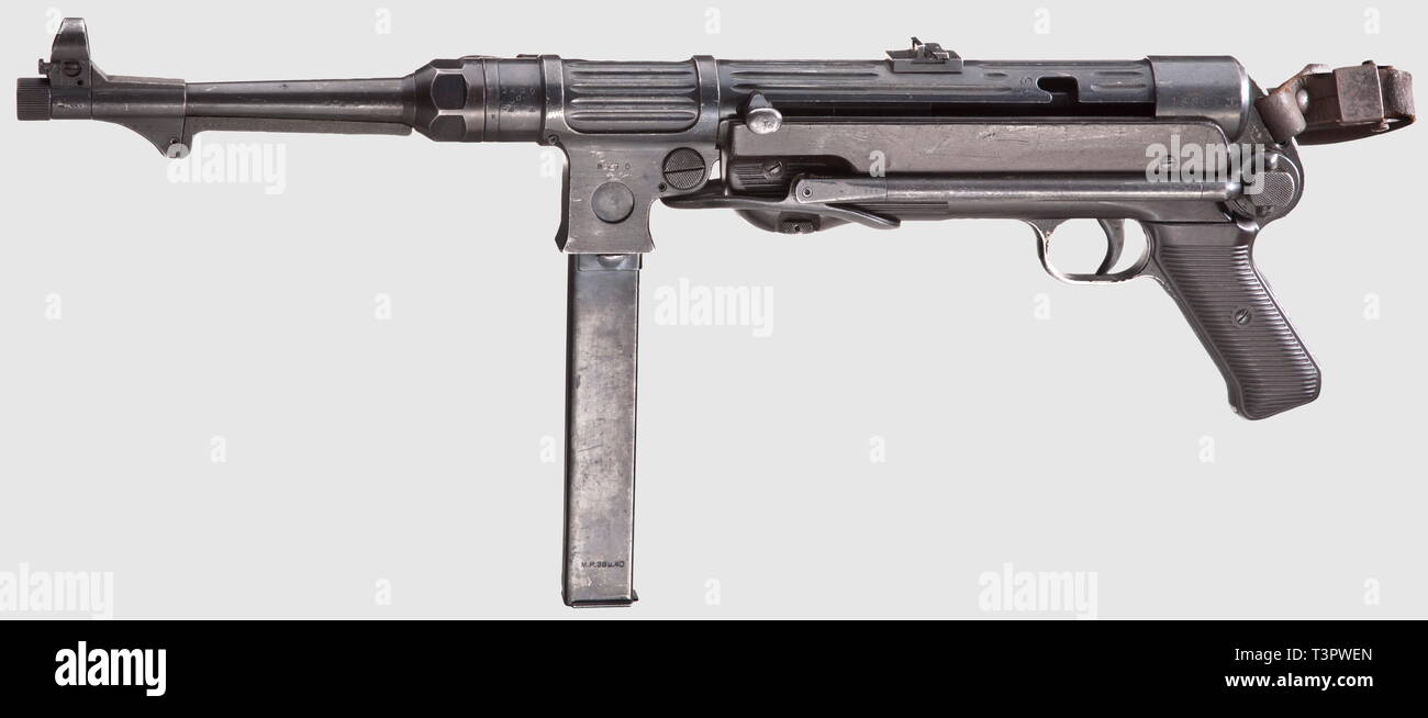 Armi di servizio, Germania fino al 1945, mitragliatore modello 38 (MP 38), Codice 27 - 1939, Deko, calibro 9 mm Para, numero 2490d, fabbricato nel 1939 da ERMA, Erfurt, Editorial-Use-solo Foto Stock