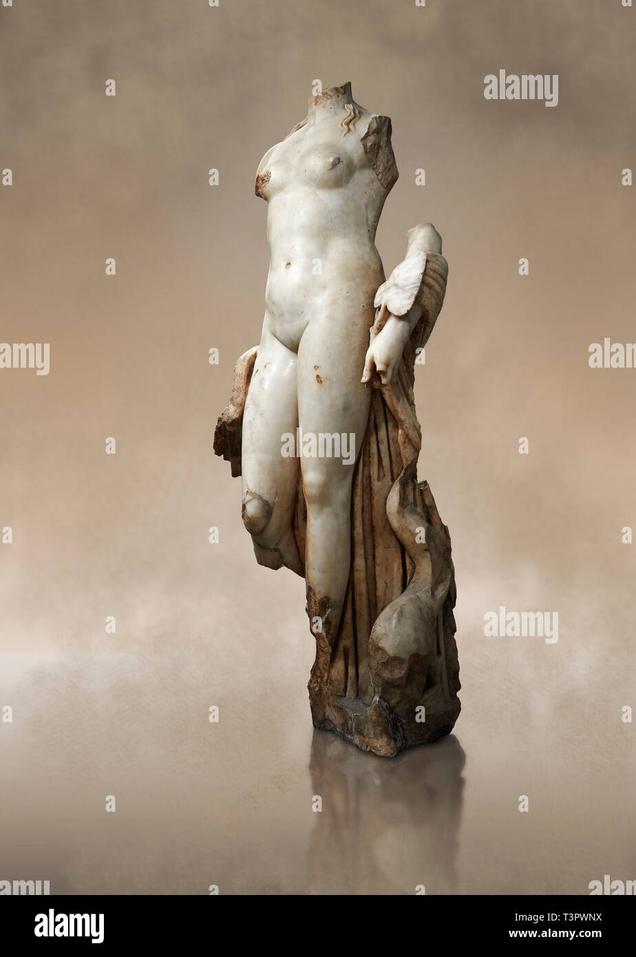La scultura romana Venere Italica o Diosa Venus, trovata nel 1940 presso il teatro. 117 annuncio. Museo archeologico, Siviglia, Spagna Foto Stock