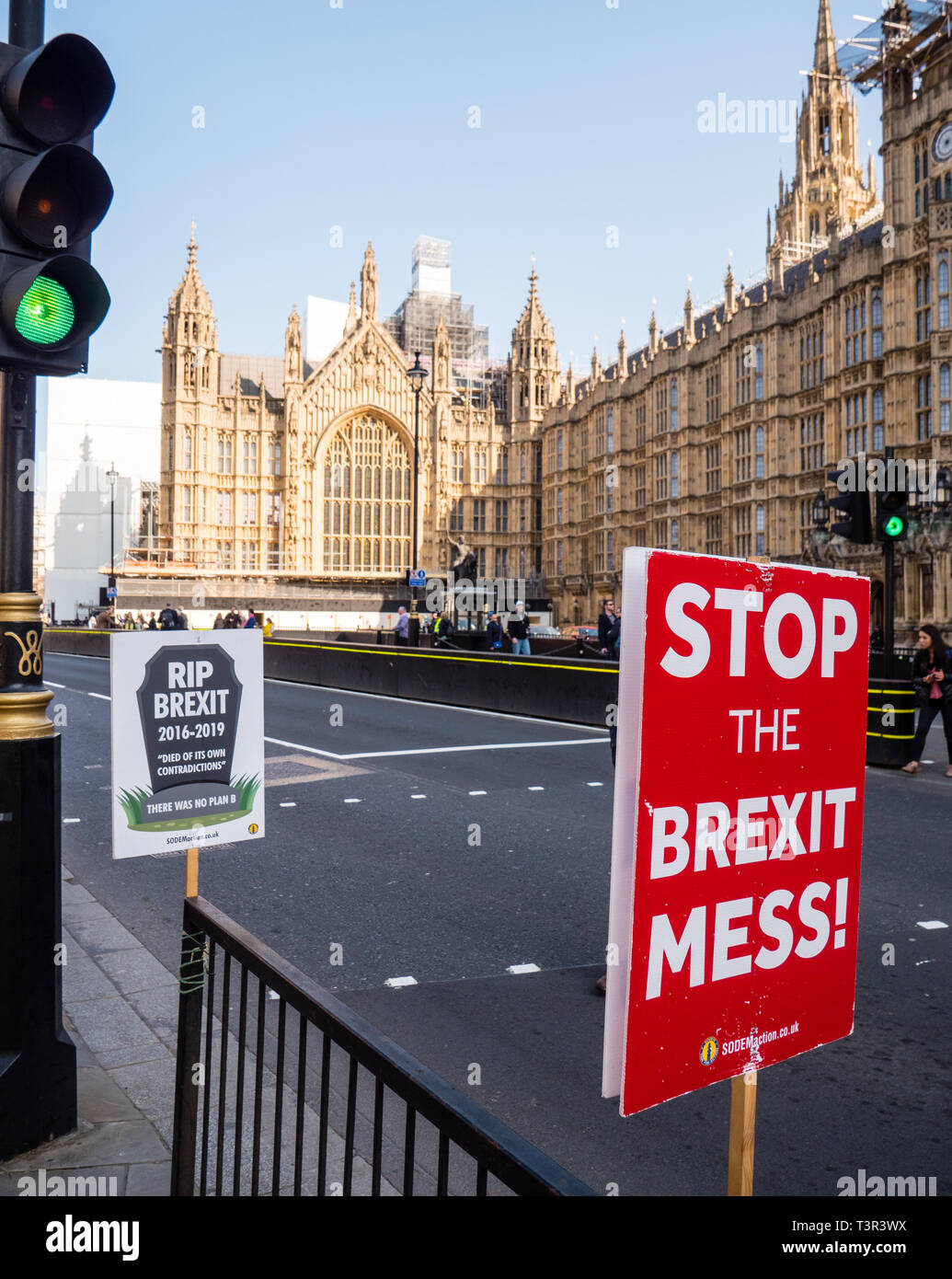 Anti Brexit ripostiglio, al di fuori del Palazzo di Westminster a Londra, Inghilterra, Regno Unito, GB. Foto Stock