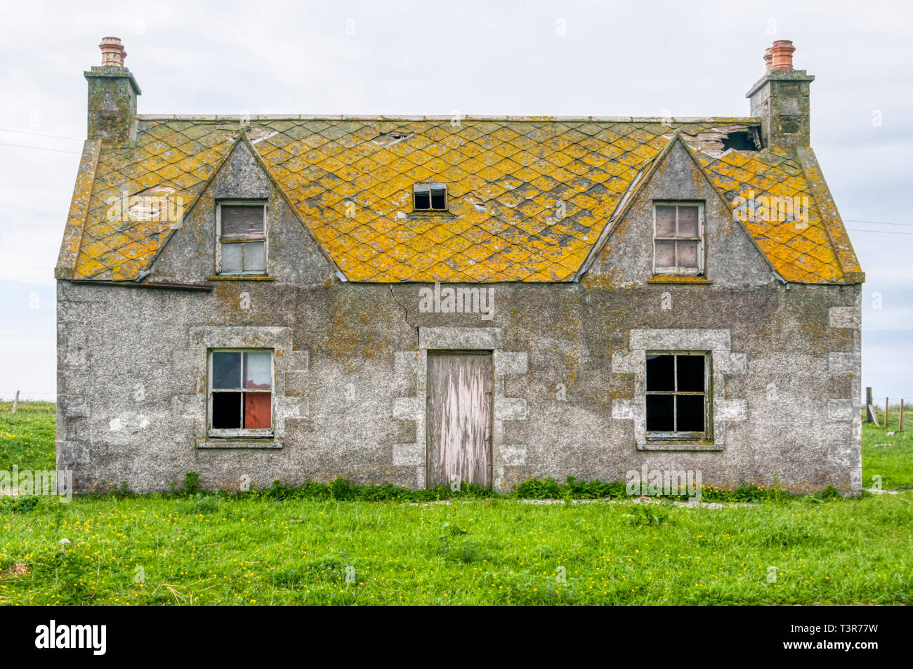 Un semi-abbandonati croft abbandonati su North Uist. Foto Stock