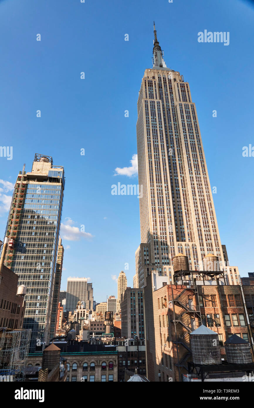 Empire State Building al crepuscolo Foto Stock