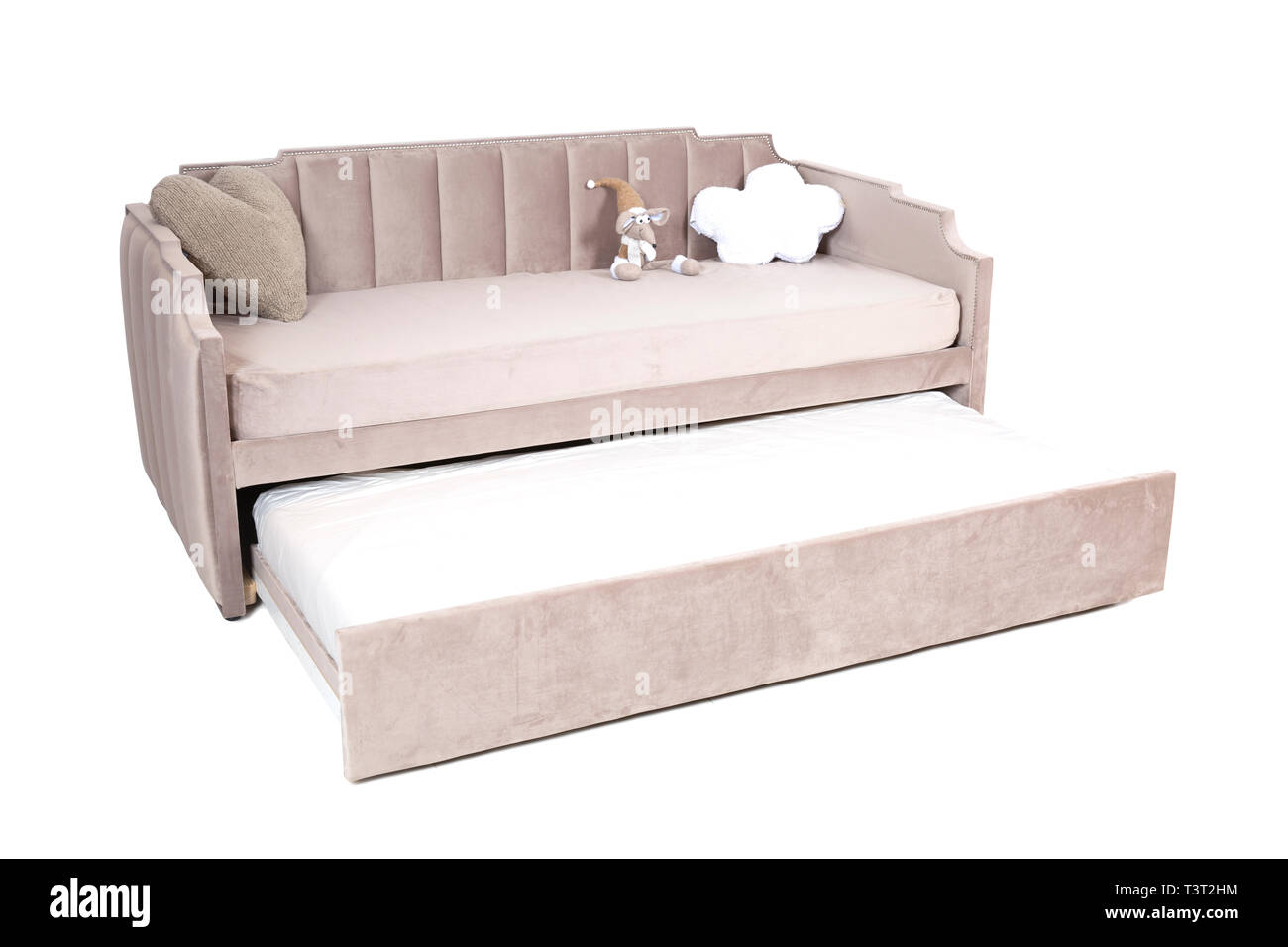 Full-size folding divano-letto marrone chiaro tessuto con lo spazio di archiviazione isolato su sfondo bianco, salvata la selezione del percorso. Foto Stock