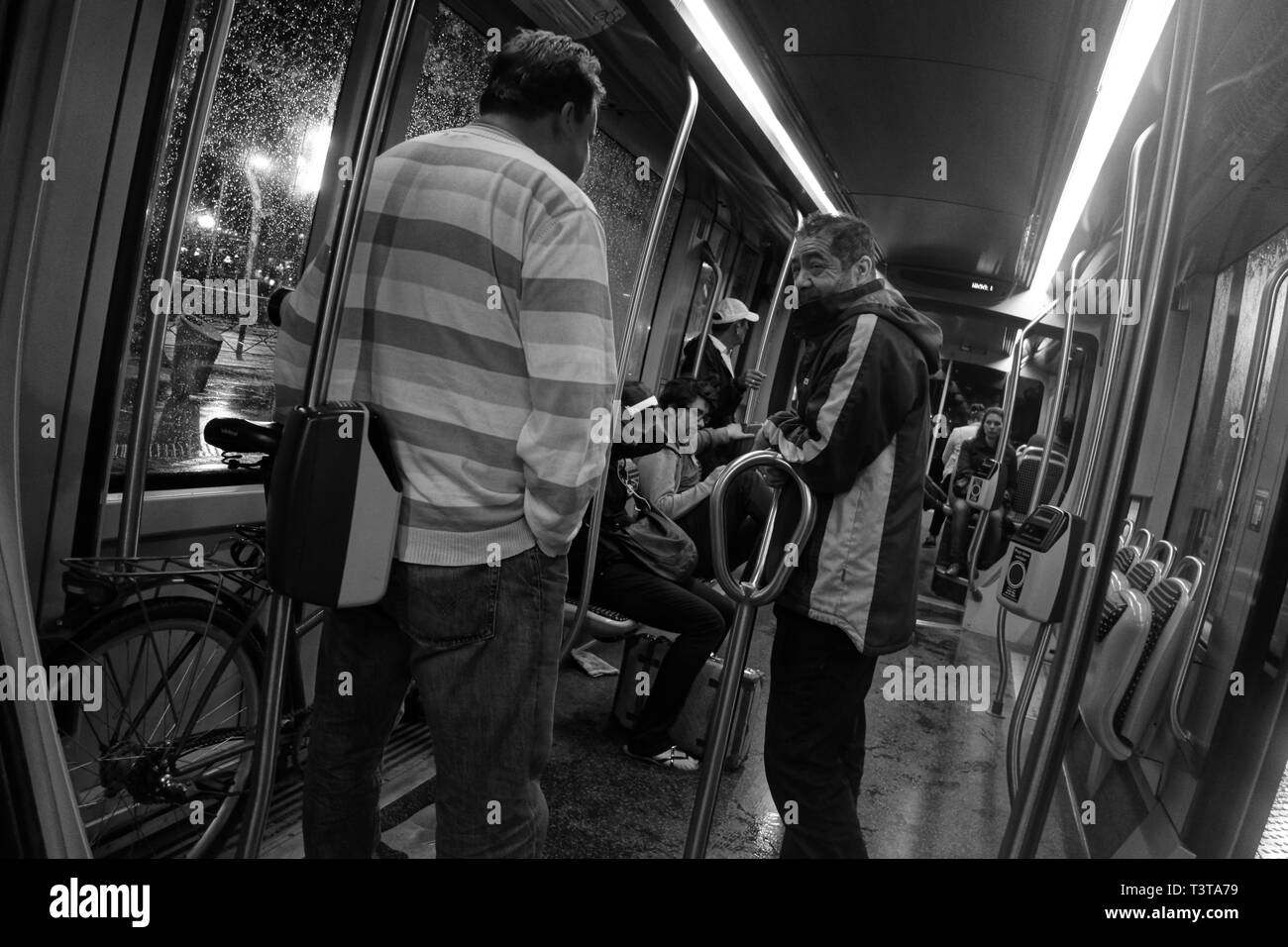 Tramvia Bordeaux, piattaforme Citadis Innen Foto Stock