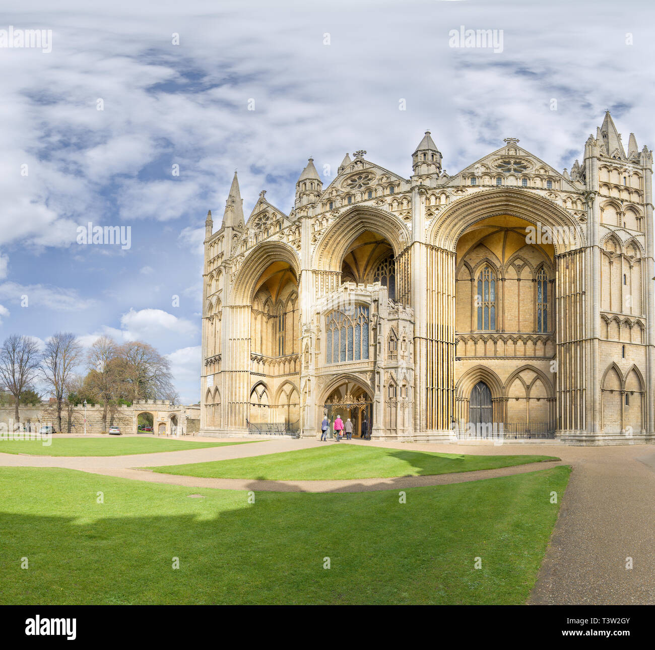 Fronte ovest di Peterborough Cathedral, Inghilterra. Foto Stock