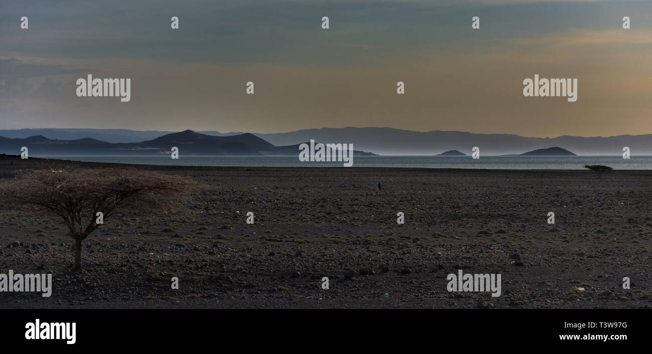 Il lago Turkana visti da Loyangalani, nel nord del Kenya Foto Stock