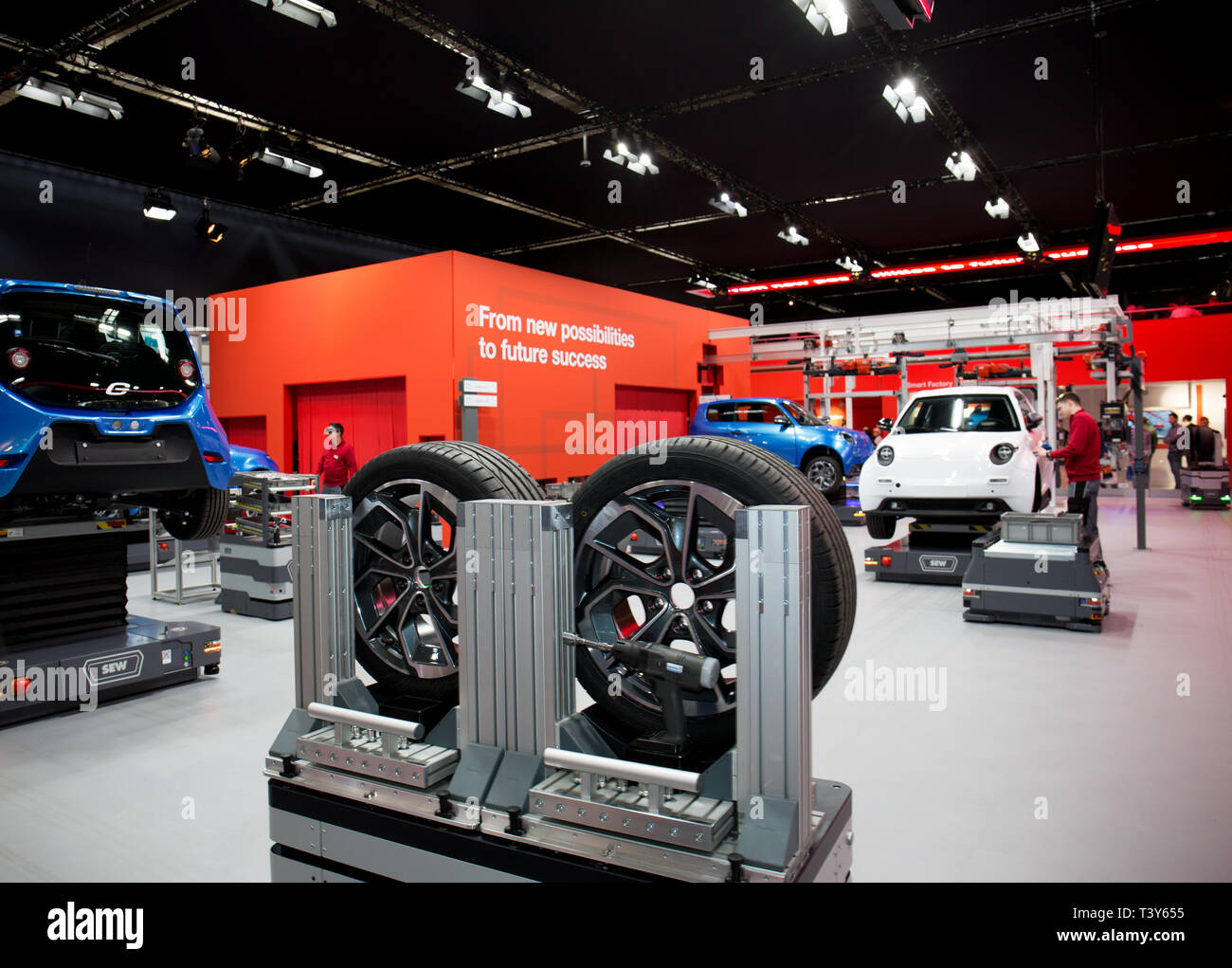 Impressioni di diversi automazione integrata, motion e rigidi e fabbrica digitale e integrato in materia di energia agli stand alla fiera di Hannover Foto Stock