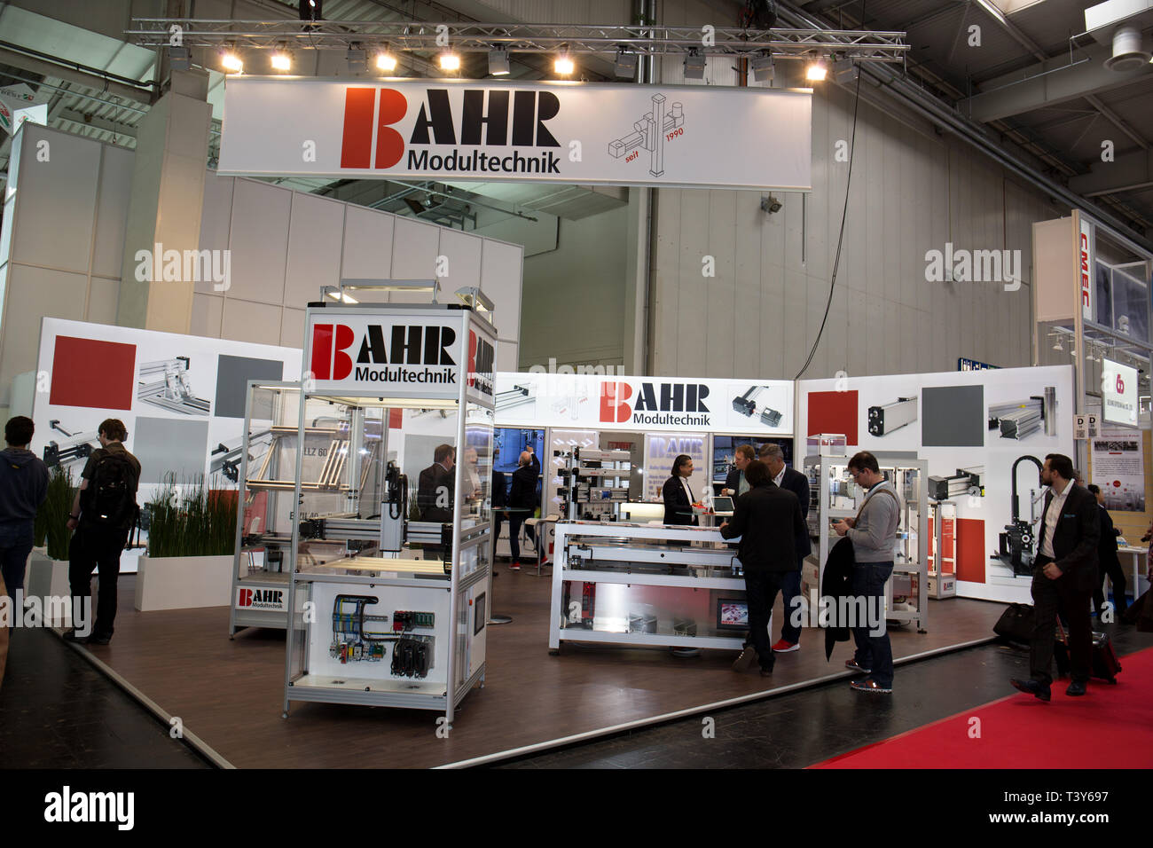 Impressioni di diversi automazione integrata, motion e rigidi e fabbrica digitale e integrato in materia di energia agli stand alla fiera di Hannover Foto Stock