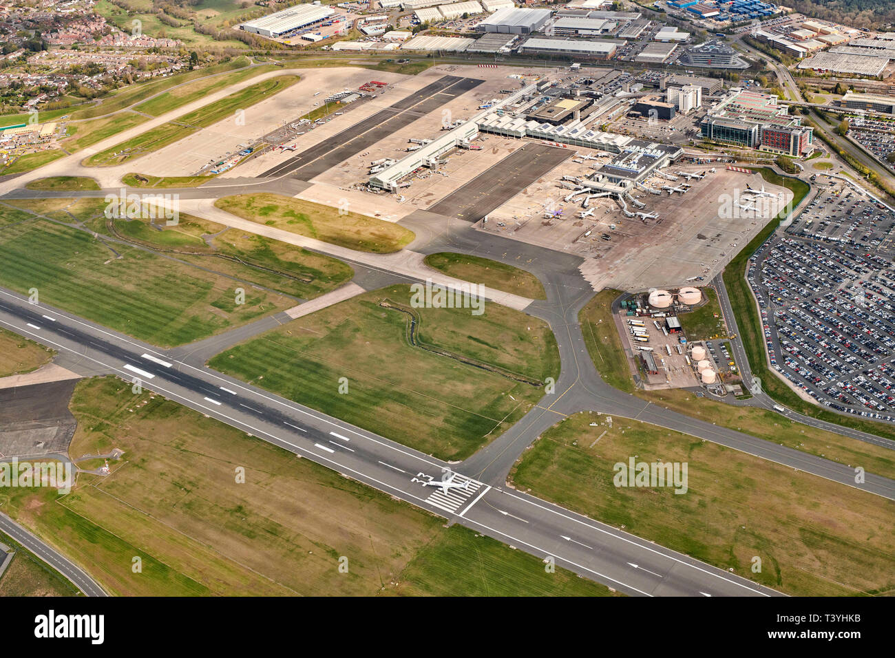 Una veduta aerea di Birmingham Airport, West Midlands, Regno Unito Foto Stock