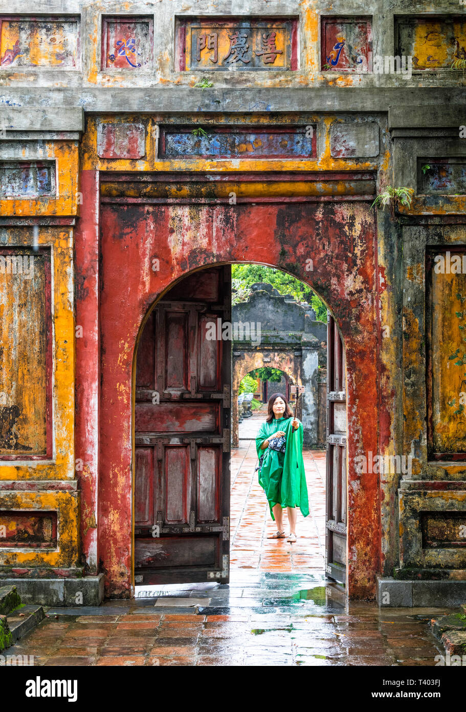 Porta alla città imperiale, tonalità, Vietnam Foto Stock