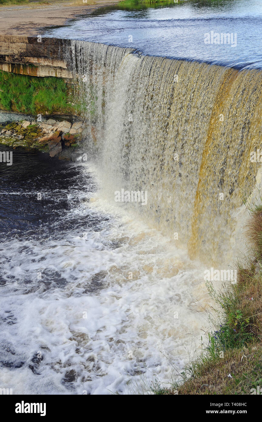 Jägala cade, Estonia. Jägala vízesés, Észtország. Foto Stock