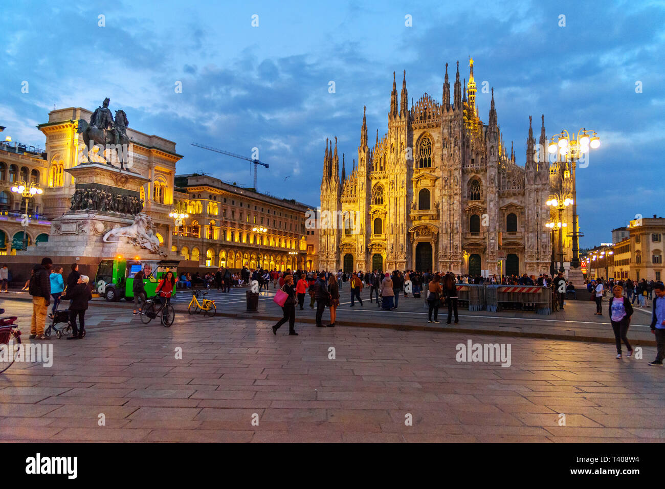 Milano, Italia - 16 Ottobre 2018: Cattedrale o Duomo di Milano durante la notte Foto Stock