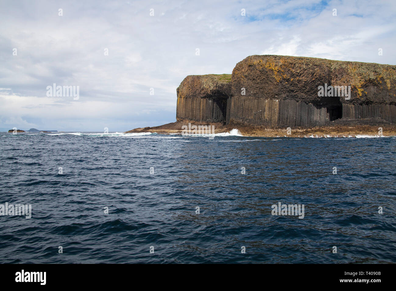 Colonna bassalt sulla staffa isole Ebridi meridionale Scozia UK 2014 Foto Stock