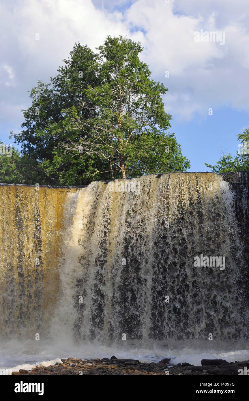 Jägala cade, Estonia. Jägala vízesés, Észtország. Foto Stock