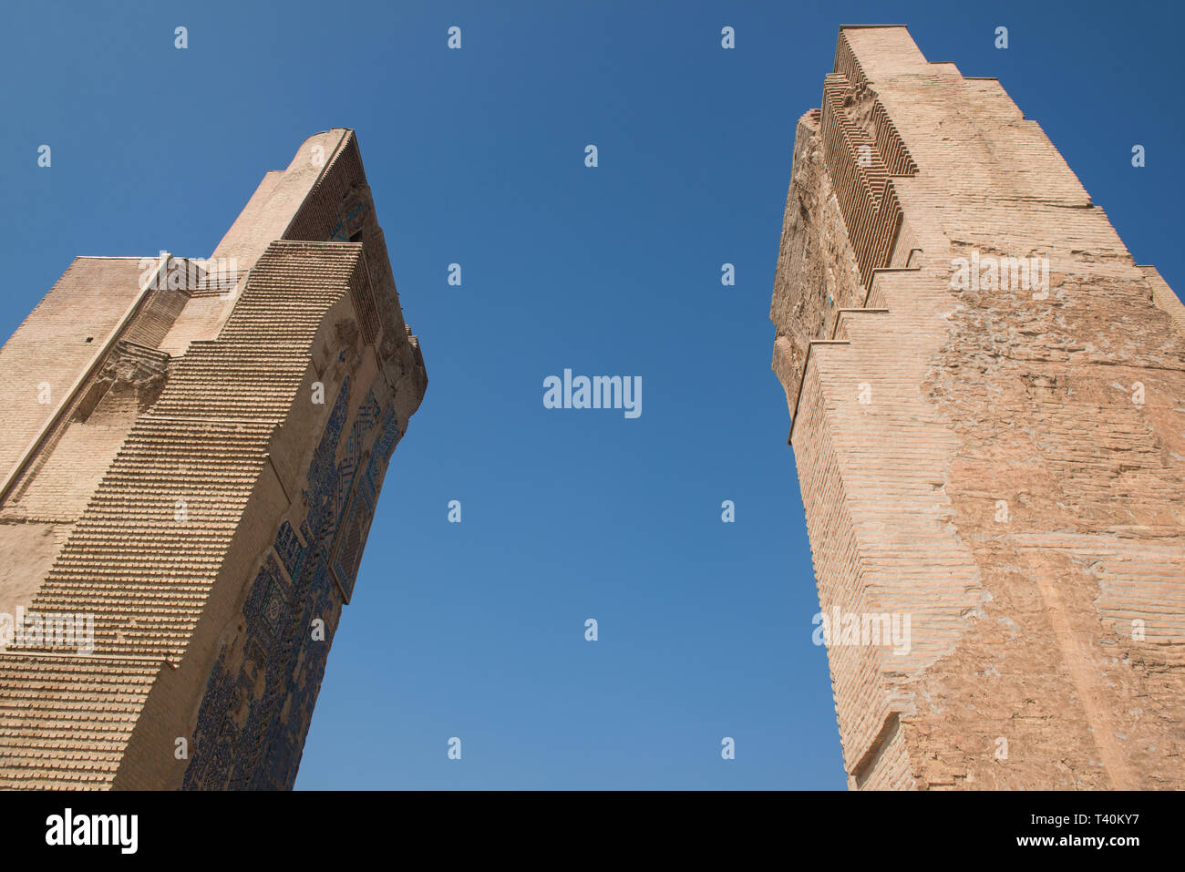 Grande portale Ak-Saray - White Palace di Amir Timur, Uzbekistan, Shahrisabz. Architettura antica dell Asia centrale Foto Stock