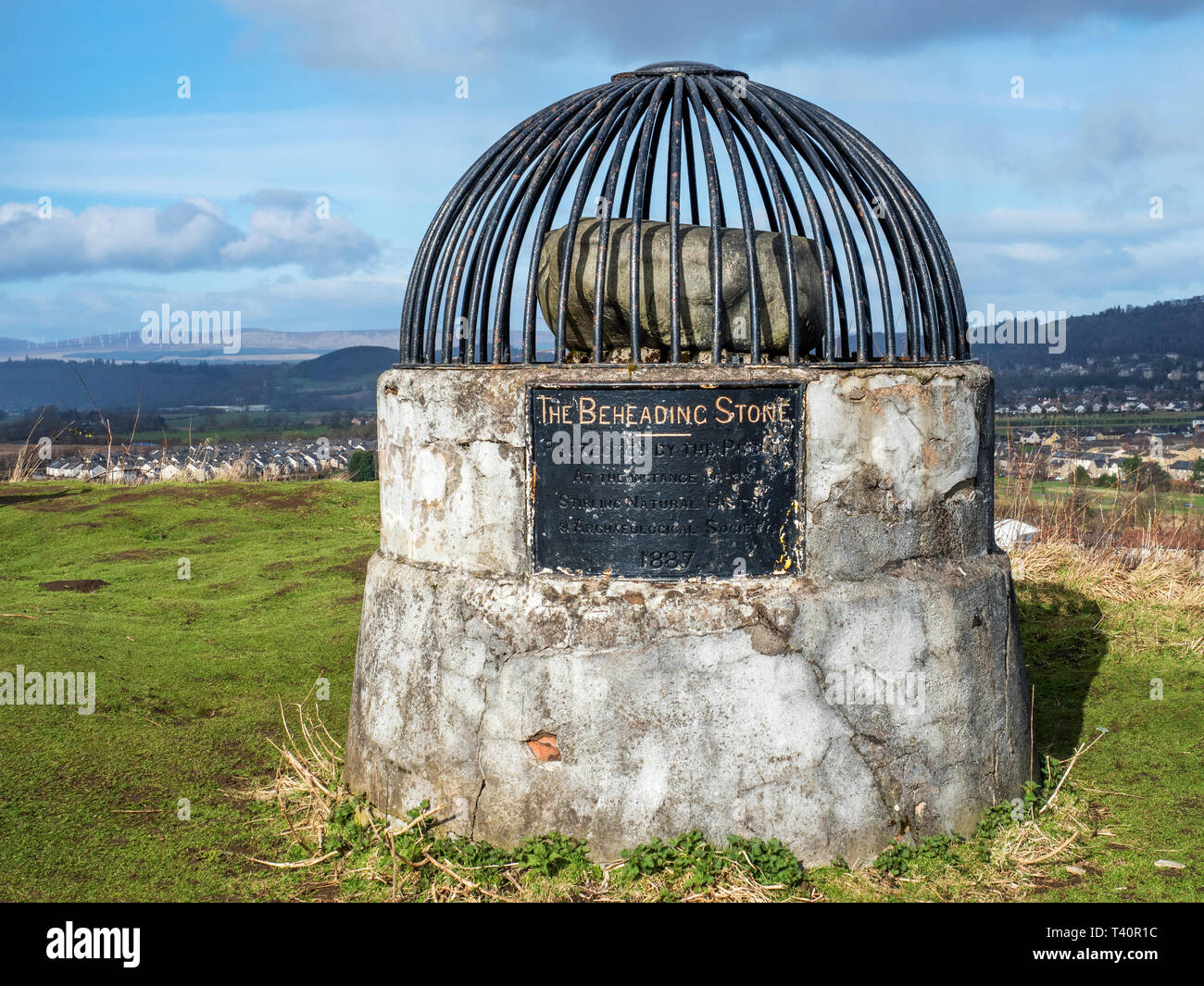 La decapitazione pietra su mote Hill Città di Stirling Scozia Scotland Foto Stock