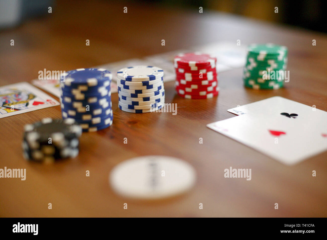 Giocare a Texas Hold'em Poker. Foto Stock