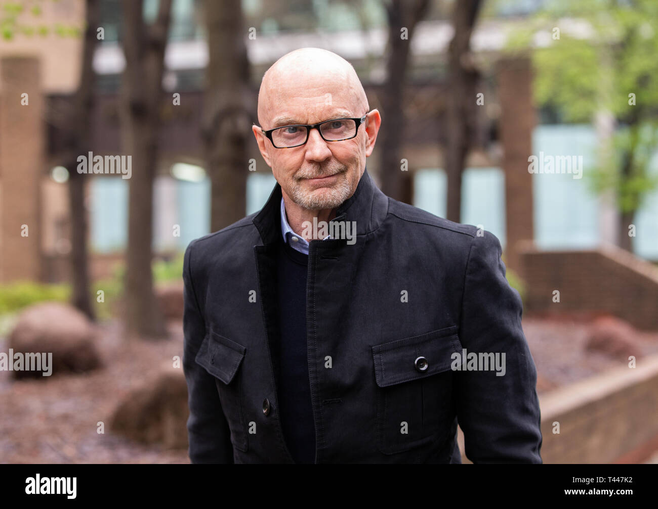 Roger Jenkins, Capo del Medio Oriente Investment Management, foglie Southwark Crown Court. Il periodo di prova è stato buttato fuori dal giudice.L'OFS può presentare ricorso. Foto Stock