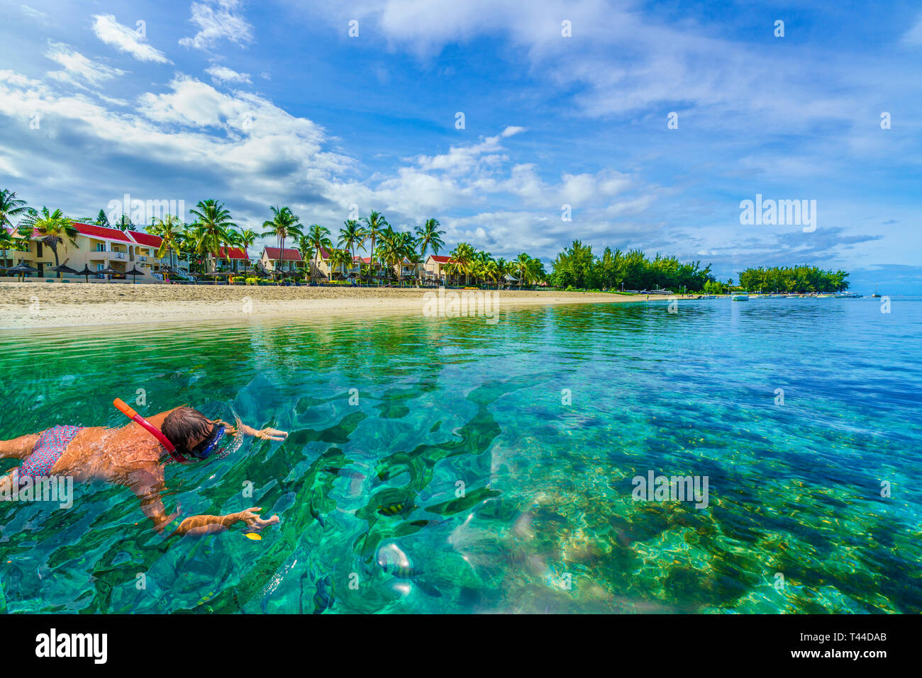 Snorkelling sull'isola Mauritius, Africa. Flick e flac beach, Tamarin Bay Foto Stock