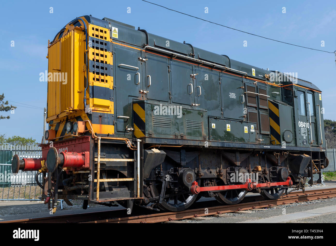 Roccia lunga, Penzance, Regno Unito. Il 13 aprile 2019. Classe 08 locomotiva di smistamento 08410 Credito: Bob Sharples Alamy/Live News Foto Stock