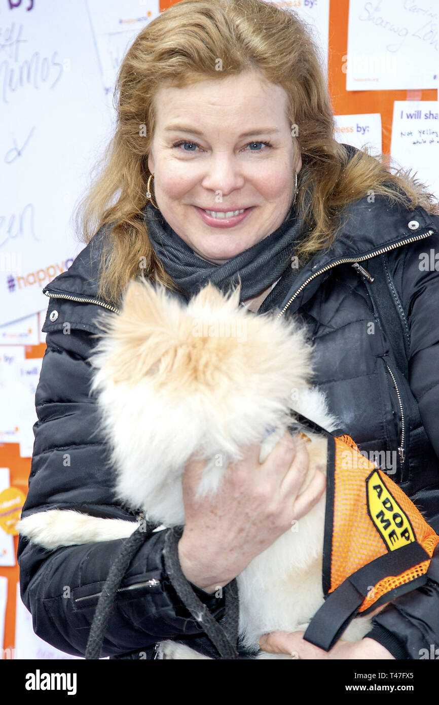 New York, Stati Uniti d'America. 20 Mar, 2015. Catherine Curtin alla felicità apertura di parete al Flatiron Building il 20 marzo 2015 a New York, NY. Credito: Steve Mack/S.D. Mack foto/Alamy Foto Stock