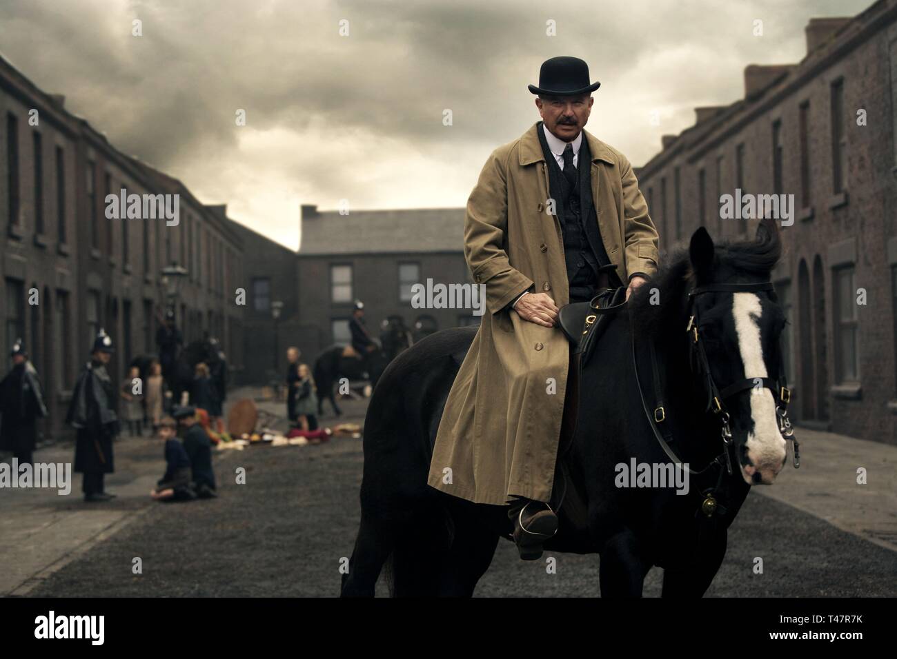 SAM NEILL in PEAKY BLINDERS (2013). Stagione 1 Episodio 2. Credito: British Broadcasting Corporation (BBC) / Album Foto Stock