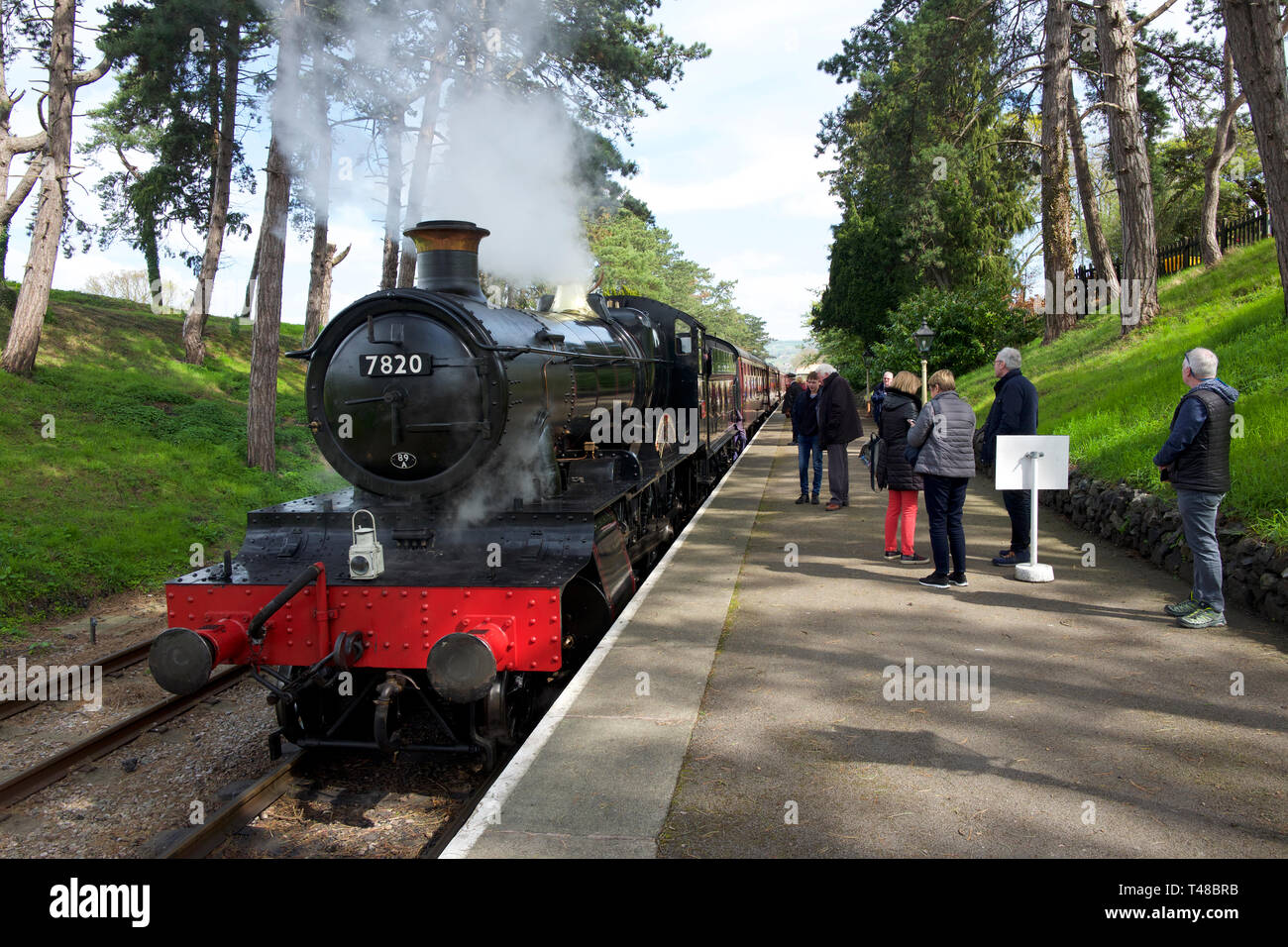 Dinmore Manor motore a vapore a Cheltenham Racecourse stazione sul Gloucestershire e Warwickshire Railway Regno Unito Foto Stock