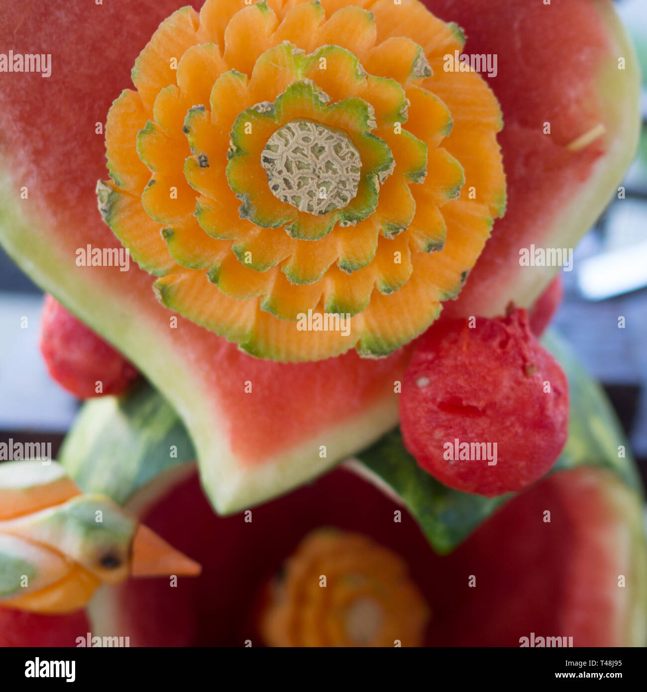 Arte cibo fatto di scultura di frutta Foto Stock